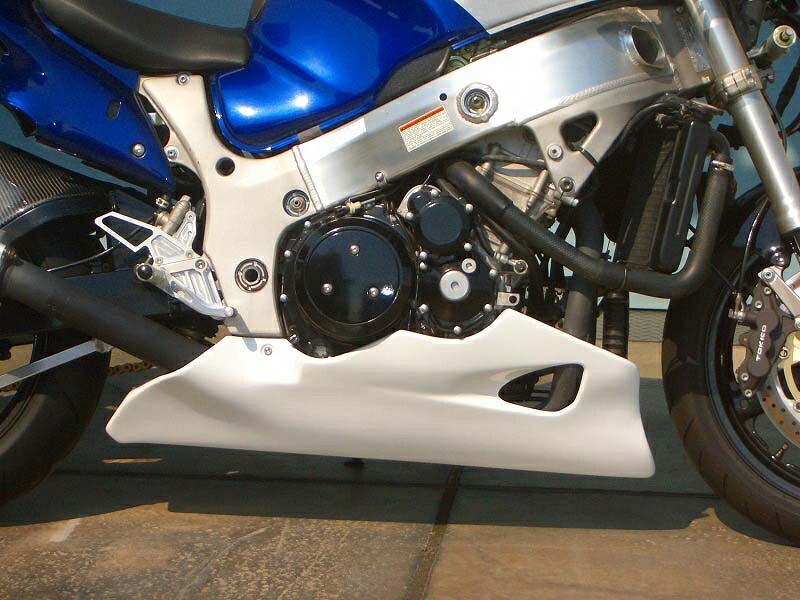 バイクパーツ CLEVER WOLF(クレバーウルフ) アンダーカウル 白ゲル HAYA-103-00 4548916395637 GSX1300Rハヤブサ -07