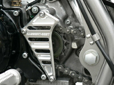 バイクパーツ BEET(ビート) Fスプロケットカバー シルバー 0416-K68-09 4582346455127 KSR110