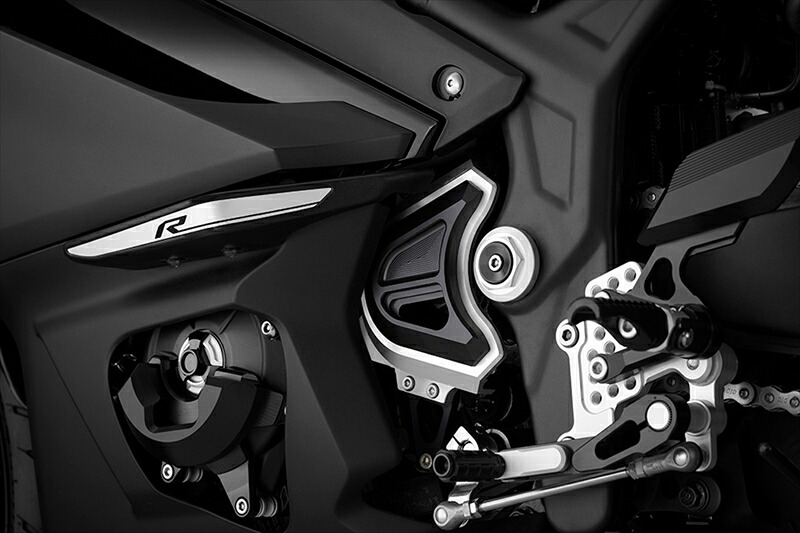 バイクパーツBIKERS(バイカーズ) フロントスプロケットカバー シルバーY0174-SLV4548916534777|バイク用品はとやグループ2号店