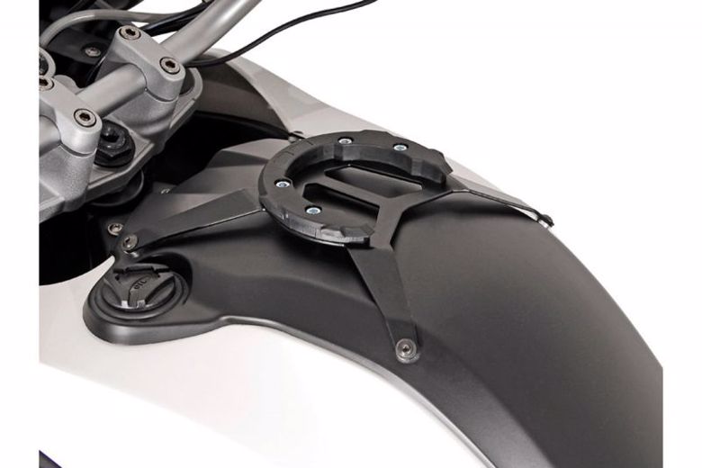 バイク用品 エスダブリューモーテック SWモーテック EVOタンクリング BMW アダプタータイプ(G650GS 11-15) TRT0064020500/B 4538792863559