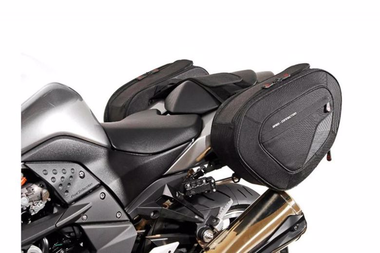 バイク用品 エスダブリューモーテック SWモーテック BLAZE サドルバッグセット ハイver Z1000 07-09BCHTA0874010701/B 4538792239842｜バイク用品はとやグループ2号店