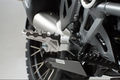 バイク用品ステップエスダブリューモーテックSWモーテックEVOフットレストキットBMWR1200GSRALLYE17FRS07112103024538792867304取寄品セール
