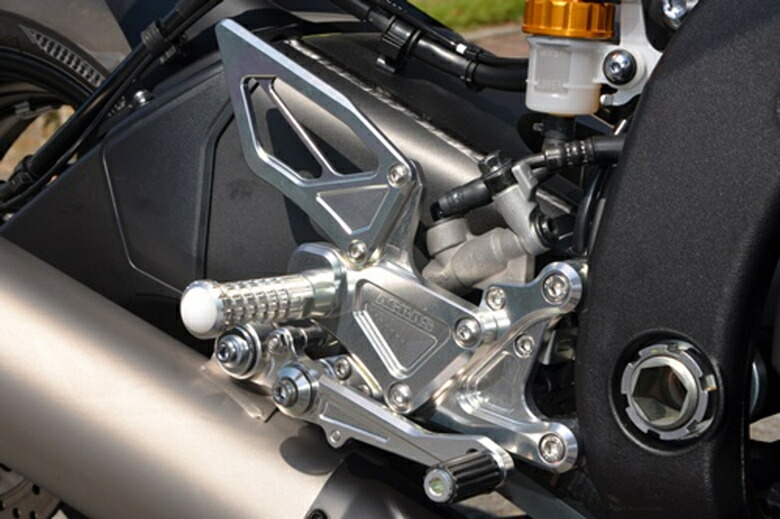 バイク用品ステップアグラスアグラスバックステップYZF-R617312-278-0004549950516033取寄品セール