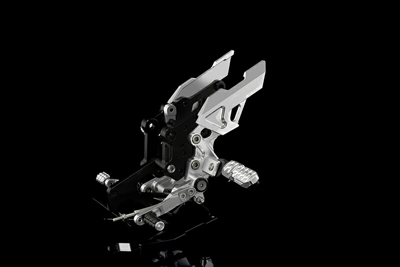 バイクパーツBIKERS(バイカーズ) バックステップ シルバーK0218-SLV4548916435272|バイク用品はとやグループ2号店