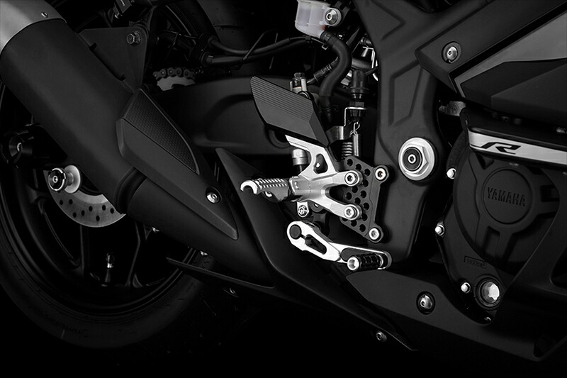 バイクパーツBIKERS(バイカーズ) バックステップ シルバーY0185-SLV4548916535651｜バイク用品はとやグループ2号店