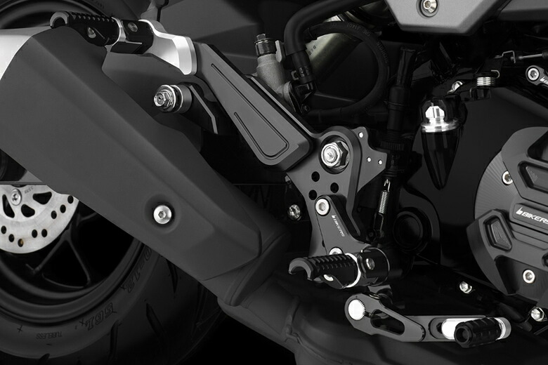バイクパーツBIKERS(バイカーズ) バックステップ レッド H0400-RED4549950251682GROM 13-20｜バイク用品はとやグループ2号店