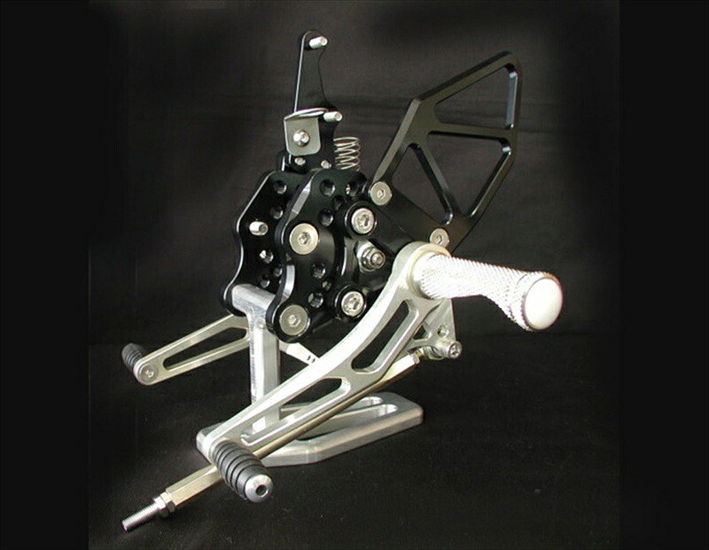 バイクパーツ WOODSTOCK(ウッドストック) バックステップキットBLK/シャンパンGLD WBS-S05-0B 4547424765819