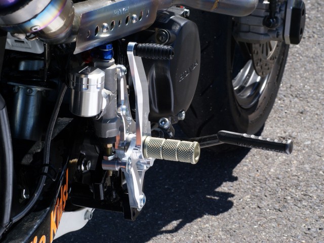 バイク用品ステップジークラフトG-クラフトバックステップエイプ100100DXR100320844522285320841取寄品セール
