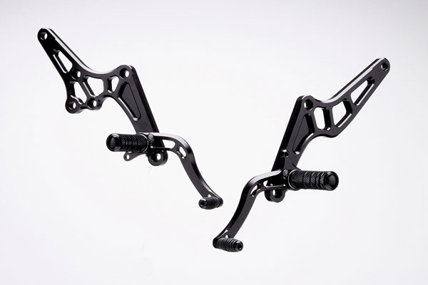 バイク用品 ステップ ストライカー ストライカー ステップキット BLK TypeDPS ZEPHYR400X 97-08 SS-AA208B2 4548664210985