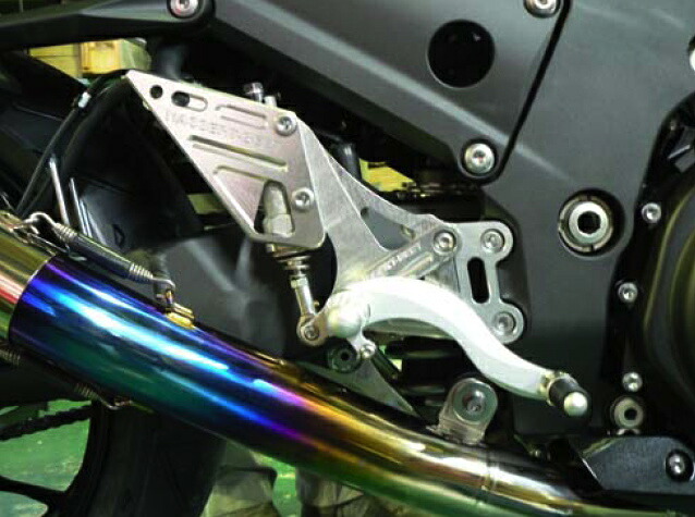 バイクパーツBEET(ビート) ハイパーバンク 固定式 SLV 0111-KB6-254582346459361ヒールガート無 ZX-14R 12-｜バイク用品はとやグループ2号店
