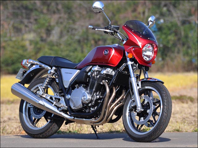 自動自転車エクイップメント格 壁掛け カウルシックデザイン 神コメット2 D Blk M 噴煙 Cb1100 13 縞模様 Chic Design Rcb60 Dbk S 2 取寄品 Effie Europe Com