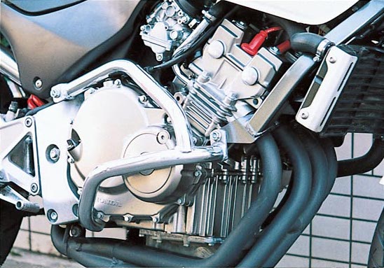 バイク用品外装ゴールドメダルGOLDMEDALスラッシュガードサブ付ブラックHORNET250SGH04B-54520616176044取寄品セール