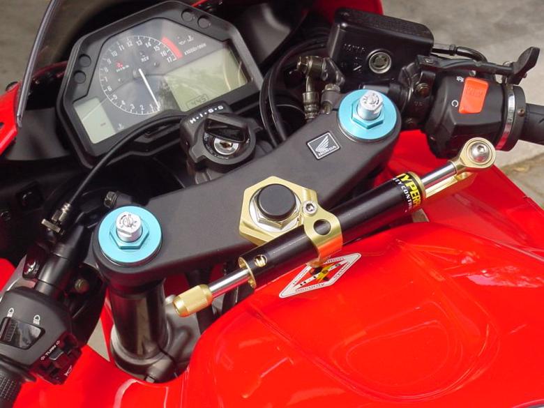 バイク用品 ハンドルHYPERPRO ハイパープロ CNCステダンステーSET 75mm BLK CBR600RR 03-0422111023B 4538792522739|バイク用品はとやグループ2号店