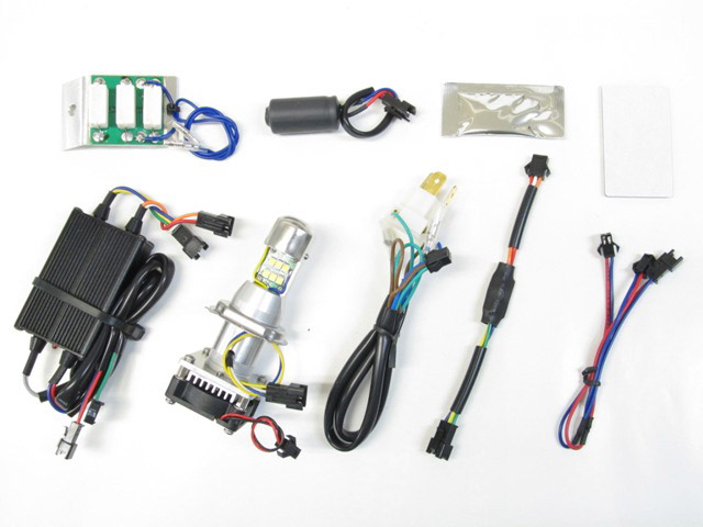 バイク用品 電装系 Protec プロテック LB4-GRM LEDヘッドライトバルブ 6000k グロム 13-15(JC61) 65022 4961421414301 取寄品