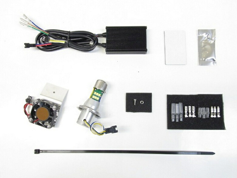 バイク用品 電装系 Protec プロテック LB4-SR6 LEDヘッドライトバルブ SR400 85-19(RH16J RH03J RH01J 1JR) 65060-60 4961421415735 取寄品