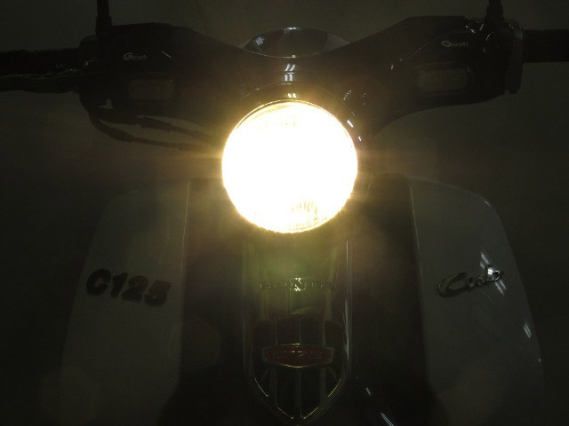 バイク用品 電装系 Protec プロテック LBH-H26 LEDマルチリフレクターヘッド ライト3000k スーパーカブC125 18-(JA48) 64012-30 4961421416060 取寄品