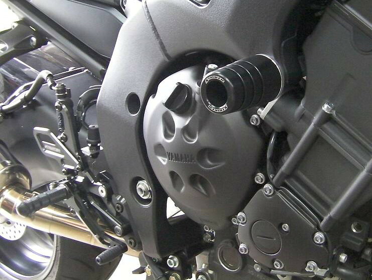 バイク用品 外装 STRIKER ストライカー ガードスライダー ジュラコン FZ1 FZ1FAZER SS-GS62A-F1 4548664825394
