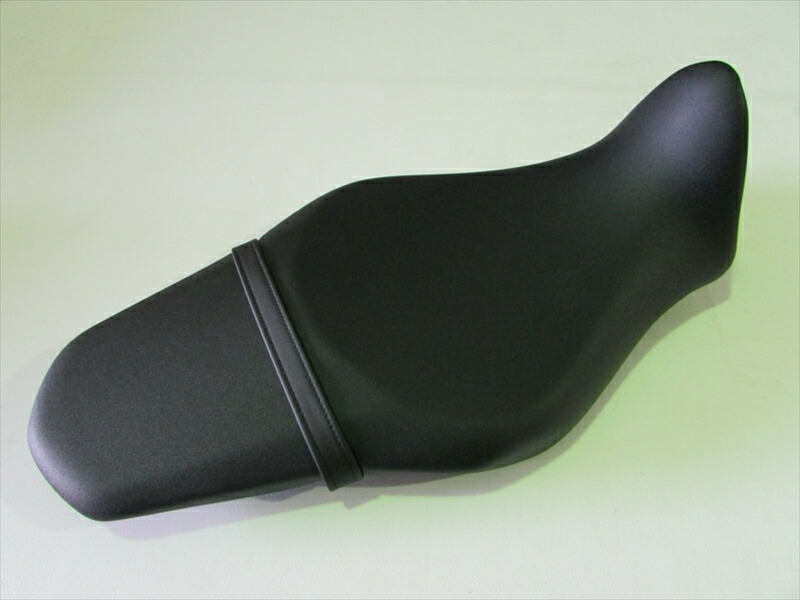 TRACER9GT,GT+ 20mmローダウンゲルシート 美品 TRACER9GT,GT+ 20mmローダウンゲルシート 美品 DB'S TRACER900/GT