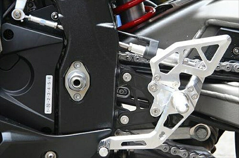 バイクパーツ ステップアエラ AELLA ライディングステップキット ホワイト S1000RR プレミアムラインAE-10057-WT 4548664272679S1000RR プレミアムライン｜バイク・バイク用品はとやグループ