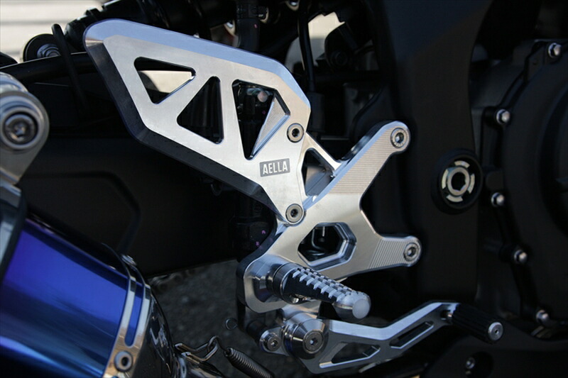 バイクパーツ ステップアエラ AELLA ライディングステップキット WT ZX-4R ZX-25R SE KRT EDITION 20AE-10096 WT 4550255567453ZX-4R／ZX-25R SE／KRT EDITION 20｜バイク・バイク用品はとやグループ