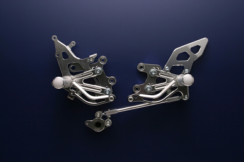 バイクパーツ ステップ MORIWAKI ENGINEERING(モリワキエンジニアリング) バックステップキット シルバー 05060-201D4-01 4527350155113