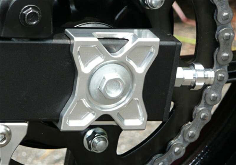 バイクパーツ AGRAS(アグラス) チェーンアジャスタープレート レッド 353-477-000R 4548664107506