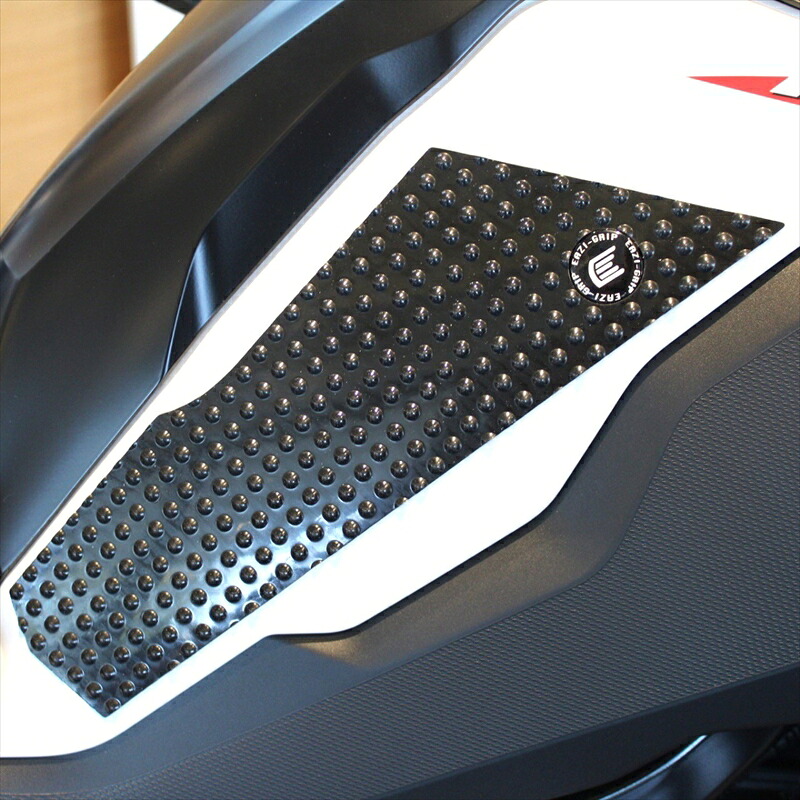 バイクパーツ 外装 R&G(アールアンドジー) Eazi-Grip Tank Grips:EVO:BLACK COLOR RG-EVO121BL 4573619291320