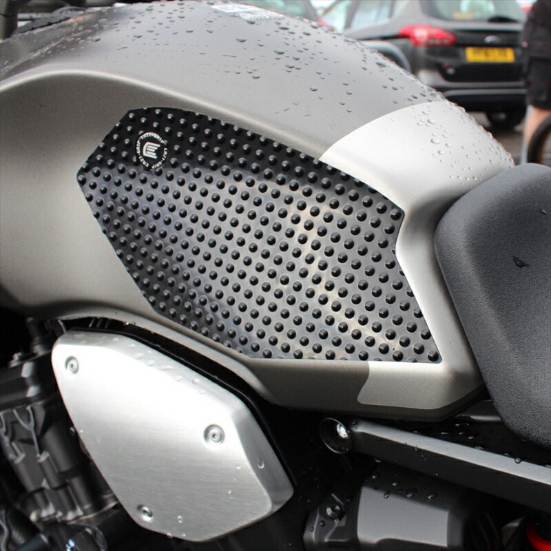 バイクパーツ 外装 R&G(アールアンドジー) Eazi-Grip Tank Grips:EVO:BLACK COLOR RG-EVO336BL 4573619292884