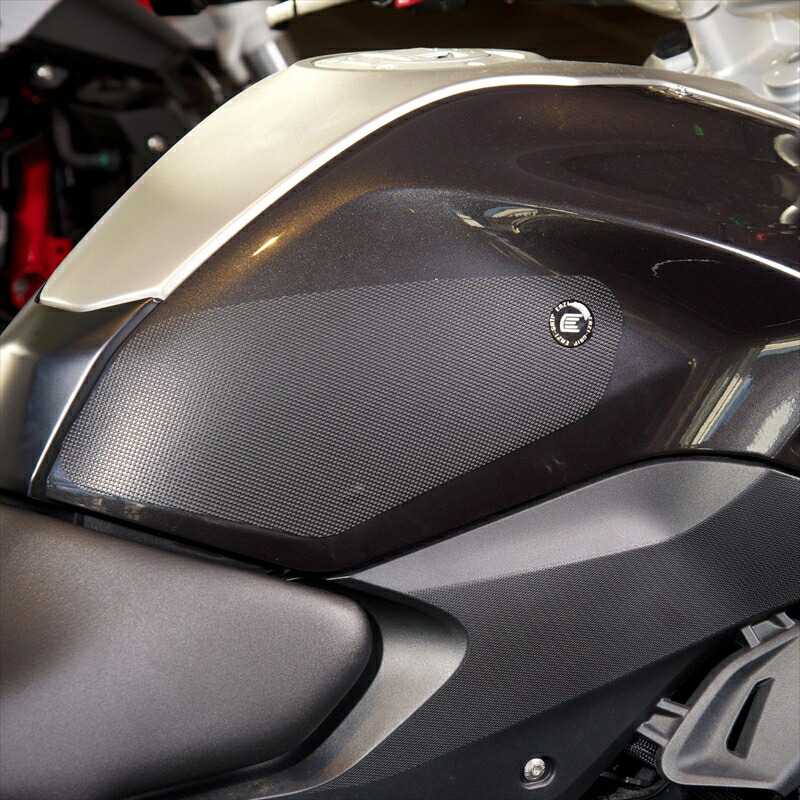 バイクパーツ 外装 R&G(アールアンドジー) Eazi-Grip Tank Grips:PRO:BLACK COLOR RG-PRO109BL 4573619297346