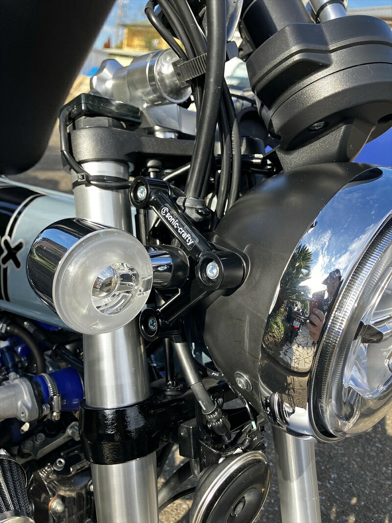 バイクパーツ SONICCRAFTY(ソニッククラフティ) クラシックヘッドライトステー ブラック 4550646406514