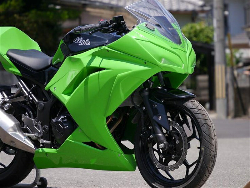 バイクパーツ SAITANIYA FACTORY(サイタニヤファクトリー) フルカウル/黒ゲル/レース/ビス止ver 3K13NJ25FCRB1 4548664945313