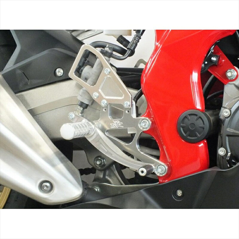 バイクパーツ ステップテクニカルスポーツレーシング 2ポジション ステップキット5002P-M51-C1SV0 4550255696504CBR250RR20- 2BK-MC51 SLV|バイク・バイク用品はとやグループ