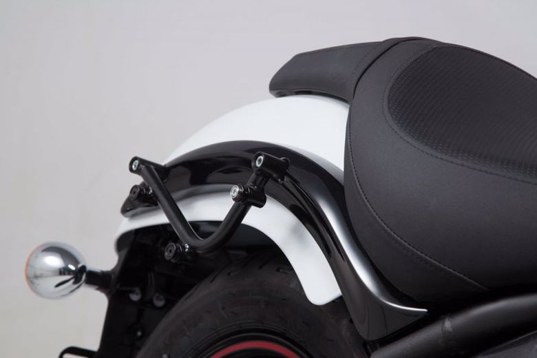 バイク用品 エスダブリューモーテック SWモーテック SLCサイドキャリア(左) VULCAN900 06-19HTA0885610000 4538792865638｜バイク・バイク用品はとやグループ