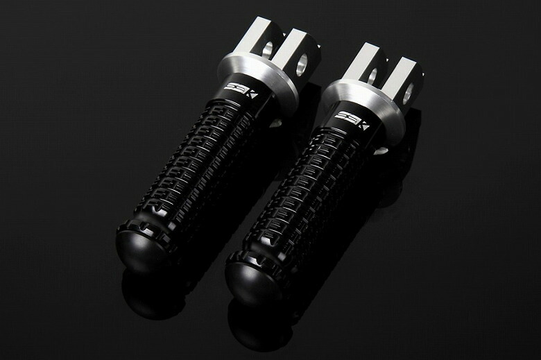 【5日前後で発送】 バイク用品 ステップエスエスケイ スピードラ SSKSPEEDRA アルミ削出ステップスタンダードライダー 取付部カラー:シルバー ステップバーカラー:ブラックAFPS113BK 4580540692584取寄品 セ｜バイク・バイク用品はとやグループ