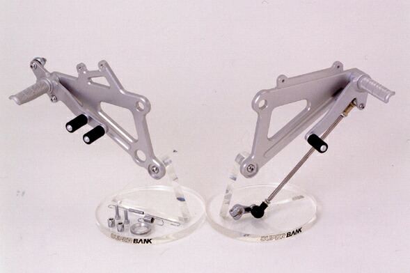 バイク用品 ステップ ビート BEET スーパーバンク B S グース250 305 0106-S24-00 4582346450542