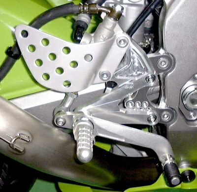 バイクパーツ BEET(ビート) ハイパーバンク 固定式 SLV 0111-K67-20 4582346450870 ZX6R/RR 03-04