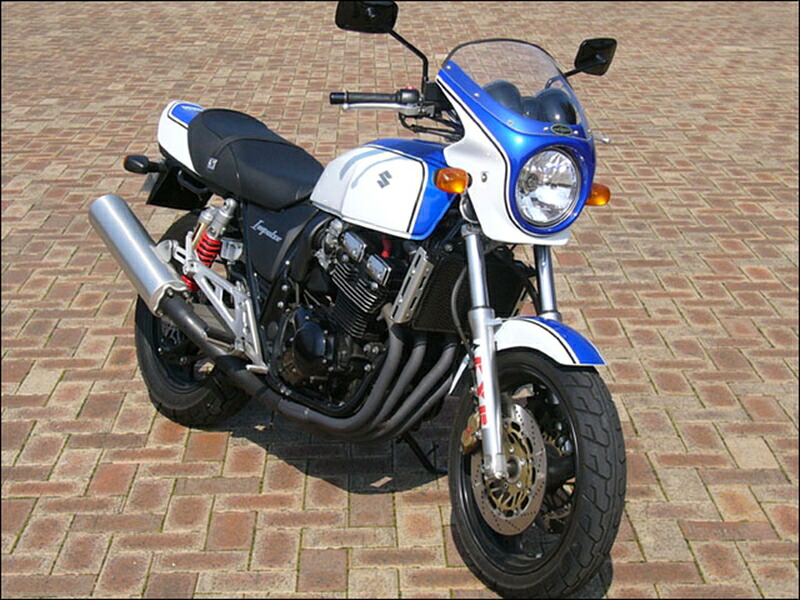 バイクパーツ CHIC DESIGN(シックデザイン) ロードコメット PスズキMブルー/スモーク RC12B-PSMB/2 4547567684732