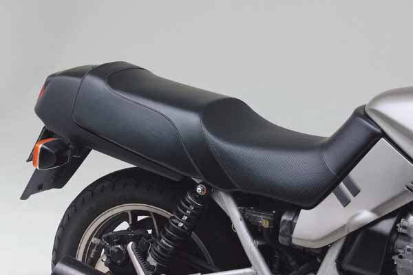 【5日前後で発送】バイク用品 外装 DAYTONA デイトナ COZYシート SC ディンプルメッシュ GSX750 1100S 62988 4909449289808