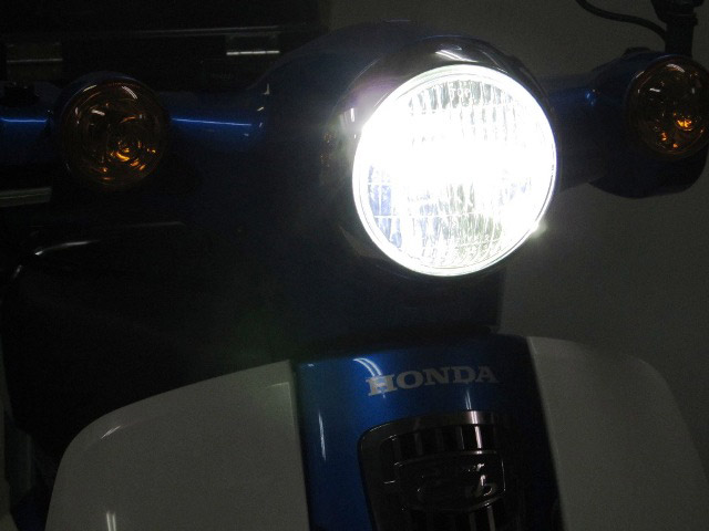 バイク用品 電装系Protec プロテック LBH-H01 LEDクラシカルヘッドライト 6000k スーパーカブ110 50 18-(JA44 AA09)63005-60 4961421415186|バイク・バイク用品はとやグループ