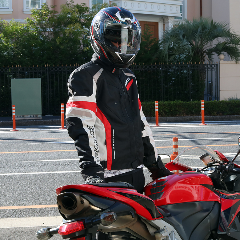 楽天市場 バイクジャケットショート丈 肩肘プロテクター装備 デザイン かっこいい おしゃれ オートバイ 秋 冬scoyco スコイコ Winter Jacket Jk85 バイク バイク用品はとやグループ