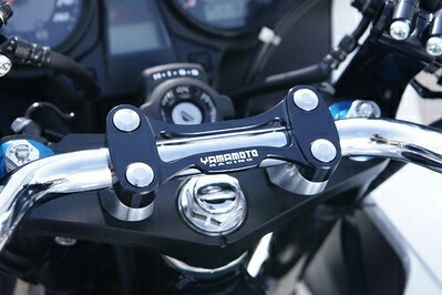 バイク用品 ハンドル ヤマモトレーシング YAMAMOTORACING ハンドルクランプ CB1300SF 03 00012-08 4521717002713