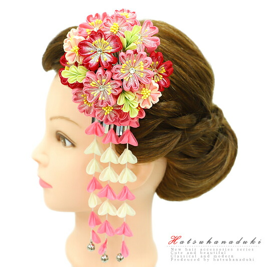 国内配送 楽天市場 髪飾り 成人式 振袖 前撮り 袴 花 菊 赤 ピンク 白 オフホワイト 黄緑 ちりめん つまみ細工 下がり 藤下がり ビラ ビラ 簪 鈴 鈴付き ラインストーン かんざし 簪 花魁 和 和装 大きい 豪華 ゆらゆら キラキラ おしゃれ