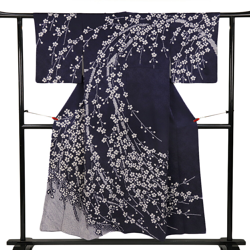 【 中古 】 訪問着 中古 リサイクル 正絹 七五三 絞り ちりめん 紺 紫 枝垂れ桜 身丈156cm 裄64cm Mサイズ 袷 着物 フォーマル 礼装 結婚式 卒業式 入学式 お洒落 大人 No.i3-0660|はつはなづき
