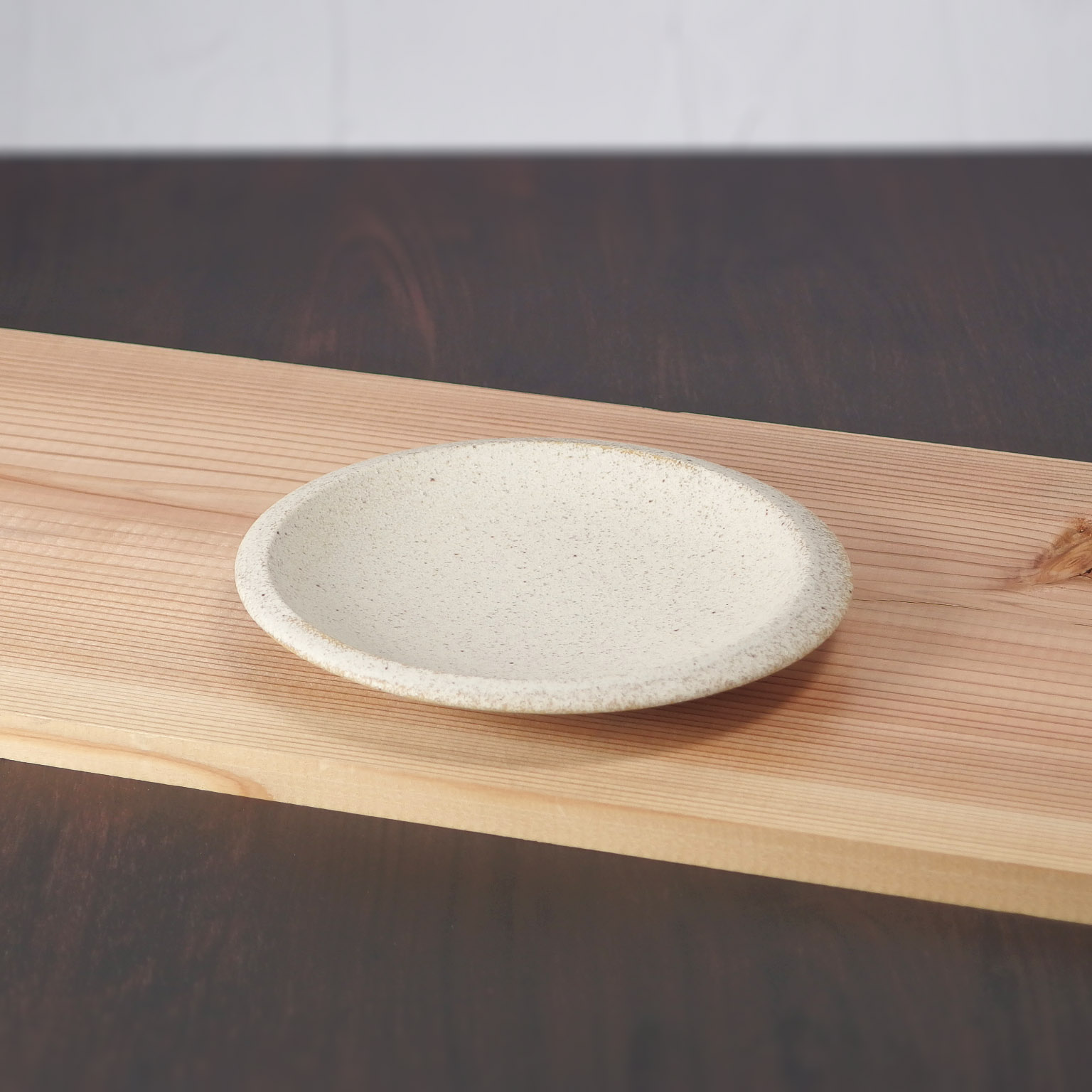 浅口切立皿×2枚　絹衣色・赤朱色　正月皿 大皿 花こころ 朱/溜 漆塗り 12-07203/07204 漆器の井助