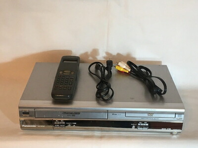 【中古】 パナソニック DVDプレーヤー VHSビデオ一体型 NV-VP30