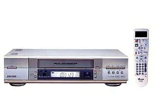 【中古】 日立(HITACHI) D-VHSビデオカセットレコーダー でじたるテープナビ DT-DR1 シルバー VHS/S-VHS対応|Haute Produit