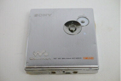 【中古】 SONY Net MD ウォークマン  MZ-NE810