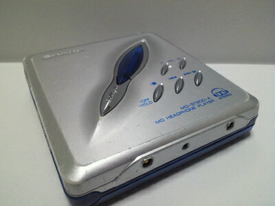 【中古】 SHARP MD HEADPHONE PLAYER【MD-ST800】