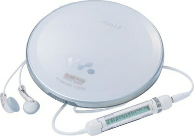 【中古】 SONY CDウォークマン しろがね色 D-NE730 S