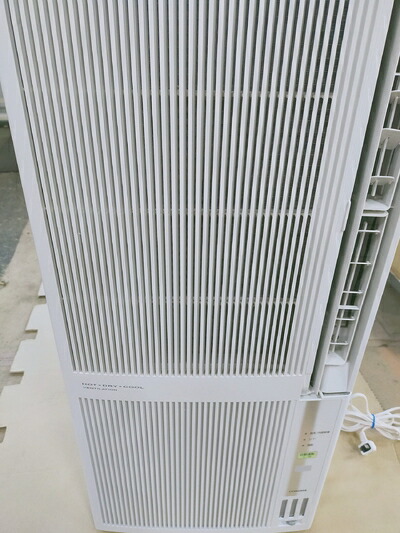 【中古】 コロナ 窓用空調設備（冷暖房兼用・おもに4.5～8畳用 貝殼白いこと）CORONA CWH-A1820-WS